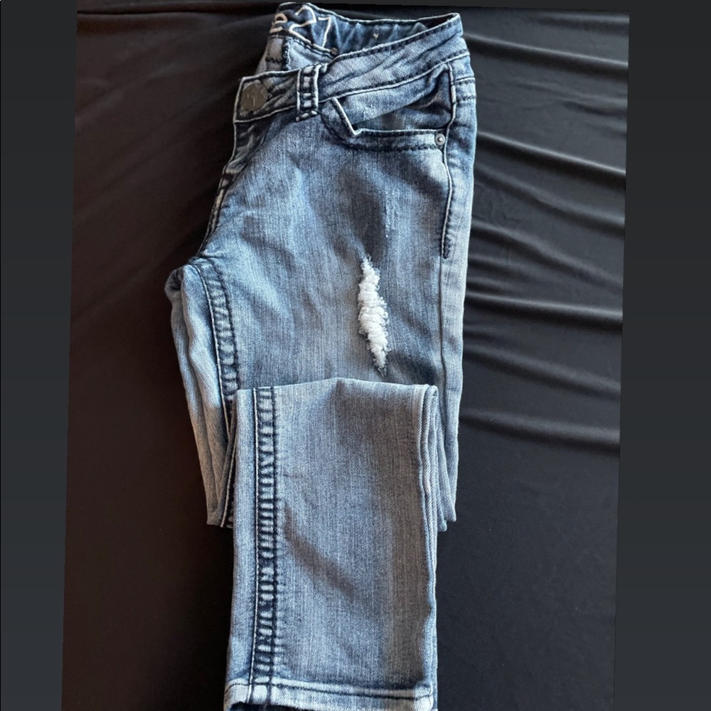 *Rue21*  Size 1/2 Distressed Denim Capris